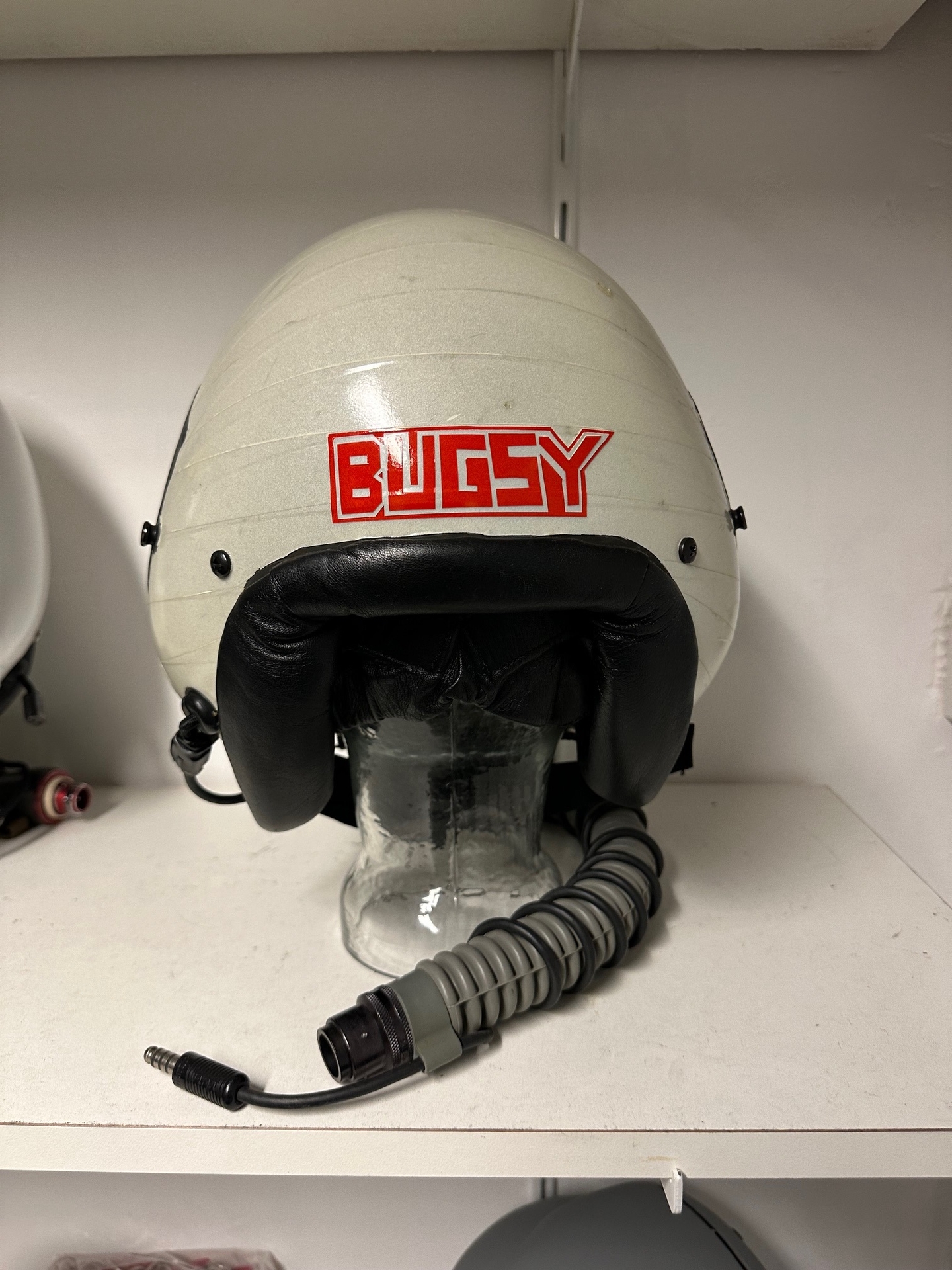 US Navy HGU-68/P flight helmet with MBU-12/P oxygen mask - the Aviation  Store.net