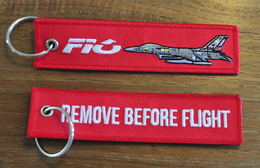 F-16 Fighting Falcon keyring keychain