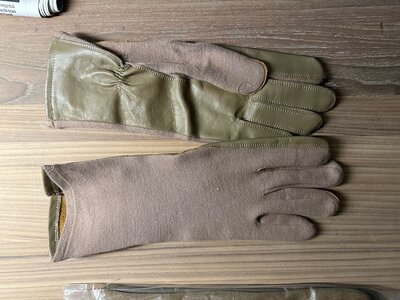Nomex Fighter Pilot Gloves desert tan color